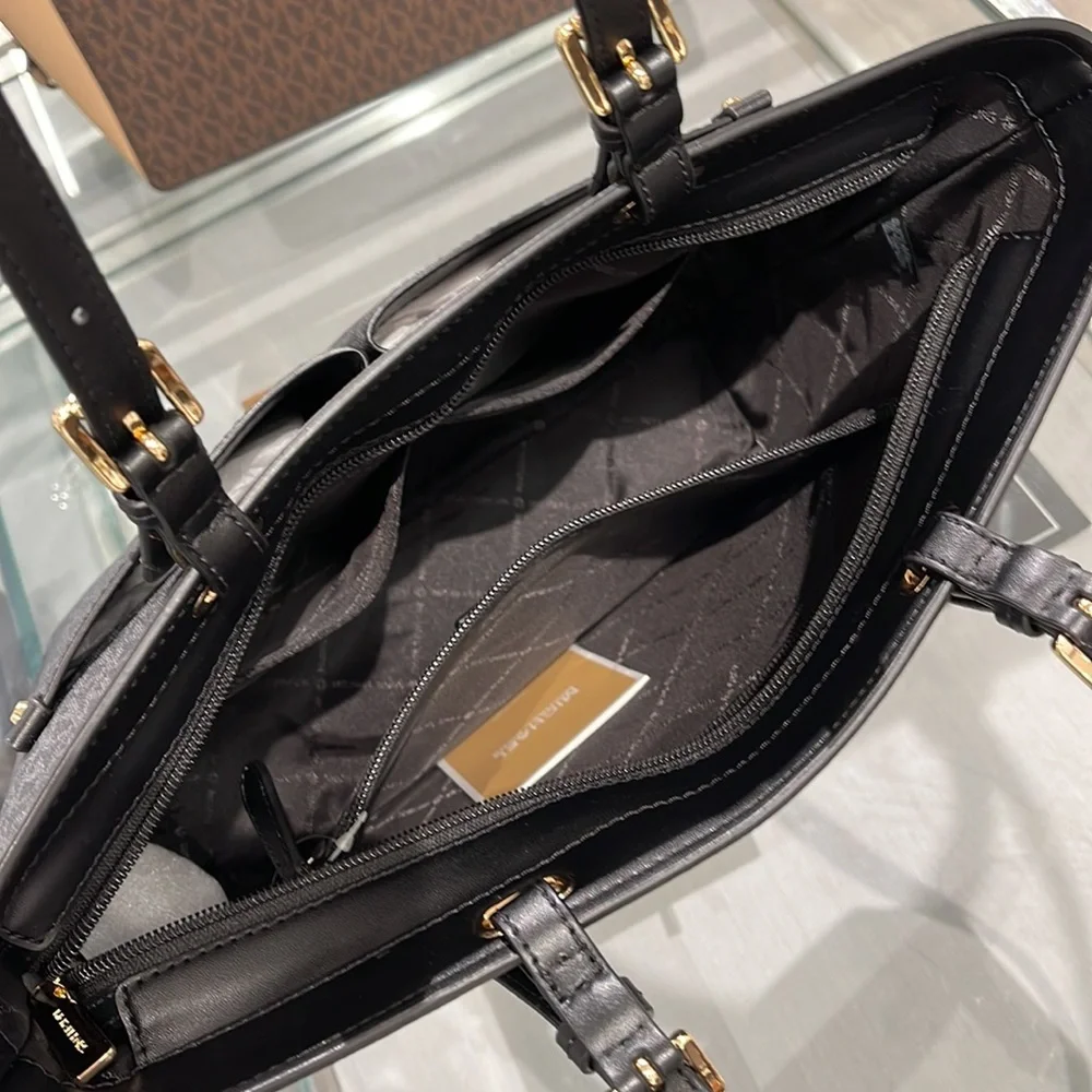 MICHAEL KORS JET SET TRAVEL MEDIUM DOUBLE POCKET TOTE 
BLACK SIGNATURE
NWT - Picture 10 of 16